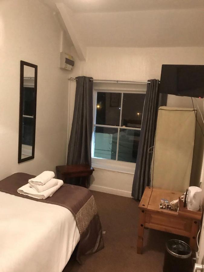 Markets Tavern Hotel Brecon Eksteriør billede