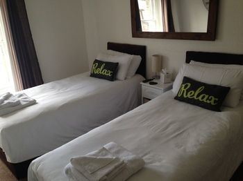 Markets Tavern Hotel Brecon Eksteriør billede